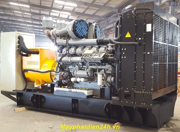 Máy phát điện PERKINS 22KVA TP22S 3