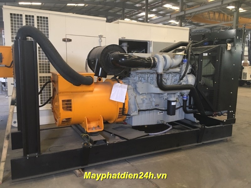 may-phat-dien-perkins-700kva-tp700s